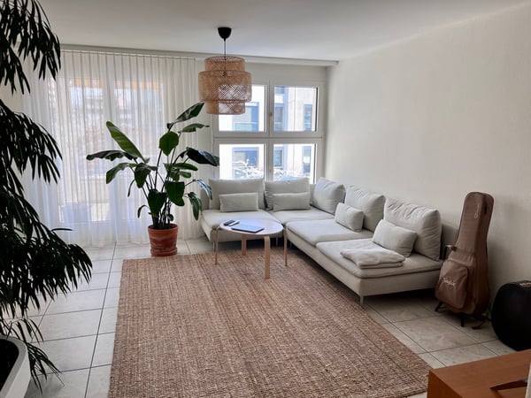 AB 01.11.2026 / 3.5-Zimmer-Wohnung an bester Lage im Kanton Zug / unbefristet 2