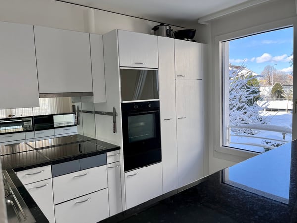AB 01.11.2026 / 3.5-Zimmer-Wohnung an bester Lage im Kanton Zug / unbefristet 6
