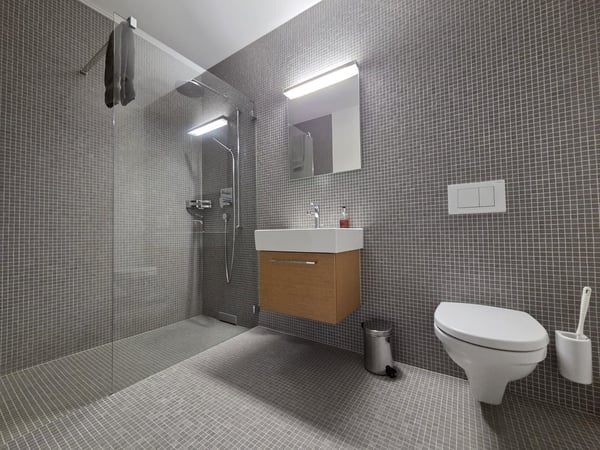Charming furnished 3.5-Room Apartment with Balcony an rooftop terrace in the Heart of Luzern 11