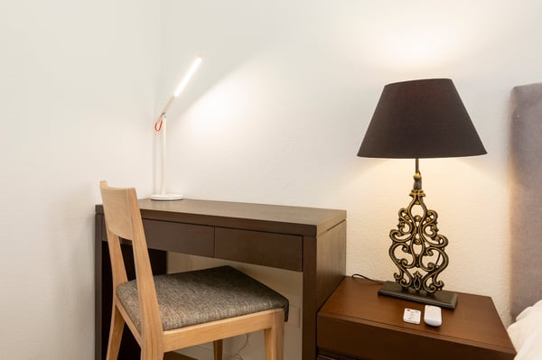 Möblierte 3.5-Zimmer-Wohnung mit Balkon an der Elisabethenstrasse, Zürich 5