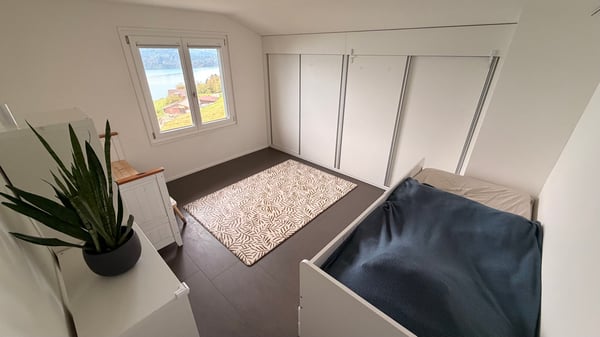 Exclusive Furnished 5.5 room Apartment with Breathtaking Lake and Mountain Views 16