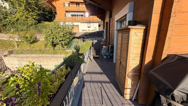 Exclusive Furnished 5.5 room Apartment with Breathtaking Lake and Mountain Views 5
