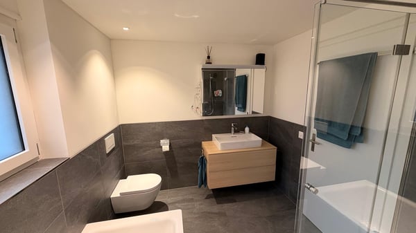 Exclusive Furnished 5.5 room Apartment with Breathtaking Lake and Mountain Views 23