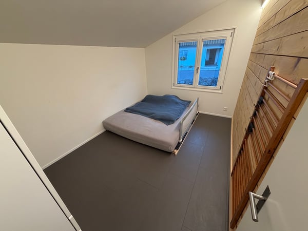 Exclusive Furnished 5.5 room Apartment with Breathtaking Lake and Mountain Views 15