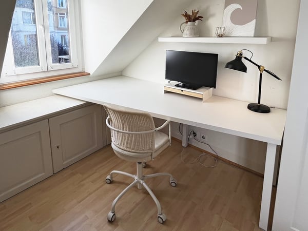 BEFRISTET: 01.12.26 - 30.04.27: Charmante 4.5-Zimmer-Dachwohnung mit sonnigen Balkonen in Luzern 16