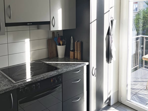 BEFRISTET: 01.12.26 - 30.04.27: Charmante 4.5-Zimmer-Dachwohnung mit sonnigen Balkonen in Luzern 17