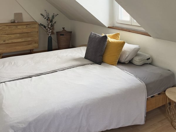 BEFRISTET: 01.12.26 - 30.04.27: Charmante 4.5-Zimmer-Dachwohnung mit sonnigen Balkonen in Luzern 7