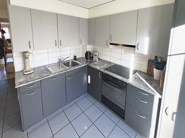 BEFRISTET: 01.12.26 - 30.04.27: Charmante 4.5-Zimmer-Dachwohnung mit sonnigen Balkonen in Luzern 18