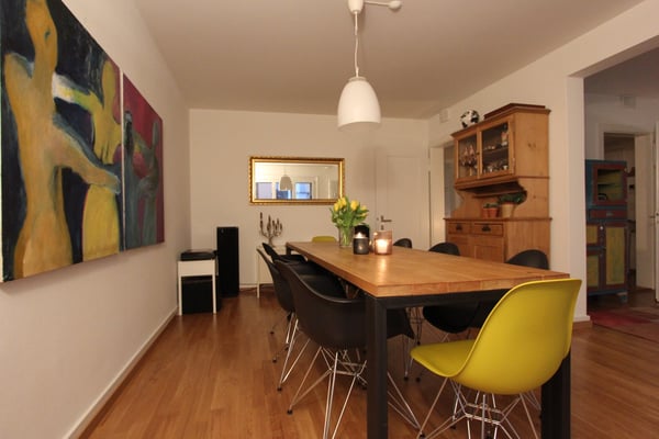 BEFRISTET: 01.02.2027 bis 30.06.2027: Möblierte 3-Zimmer-Wohnung mit Balkon und Stadtblick 1