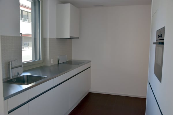 Moderne 1.5-Zimmerwohnung - 5 Min. von Lonza 5