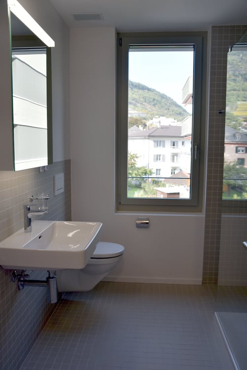 Moderne 1.5-Zimmerwohnung - 5 Min. von Lonza 9