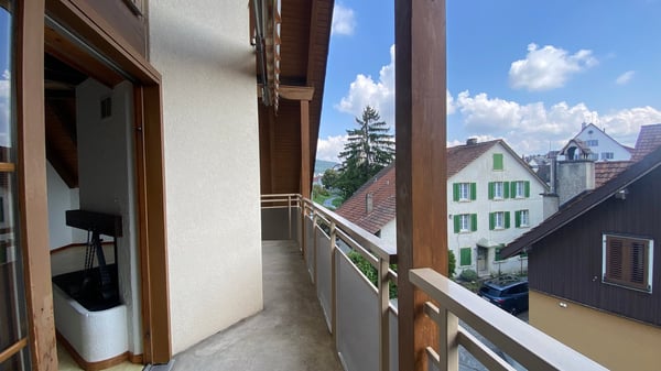 Charmante Dachwohnung mit Cheminée und Galerie – im Herzen von Dietikon 6