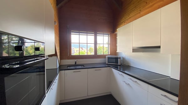 Charmante Dachwohnung mit Cheminée und Galerie – im Herzen von Dietikon 7