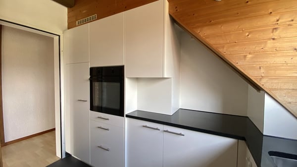 Charmante Dachwohnung mit Cheminée und Galerie – im Herzen von Dietikon 8