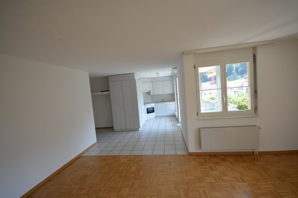 Gemütliche 2.5-Zimmer-Wohnung im Erdgeschoss mit Gartenistzplatz – sofort verfügbar! 3