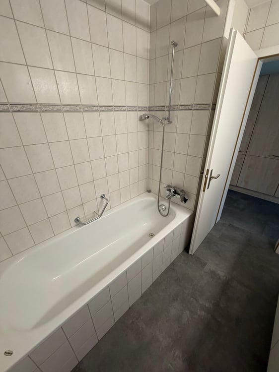 Helle 4-Zimmer-Wohnung mit Gartensitzplatz + Balkon 12