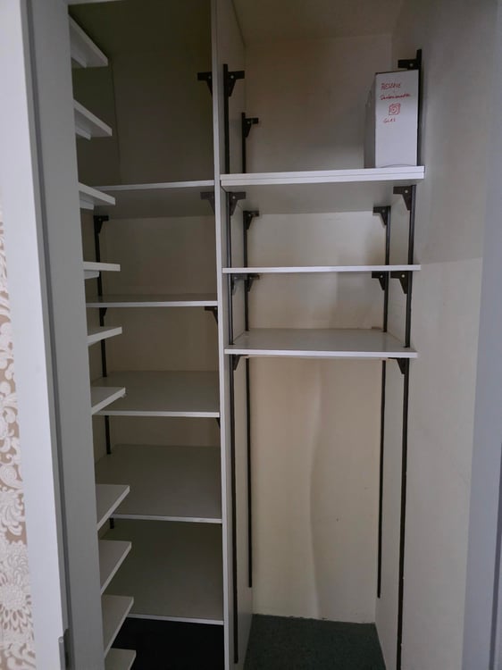 Sanierungsbedürftige 4-Zi-Wohnung im 16. Stock mit unschlagbarem Panorama 6