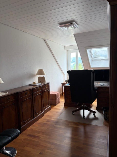 Luxuriöse 5-Zimmer-Wohnung in grüner Umgebung in Bern 13