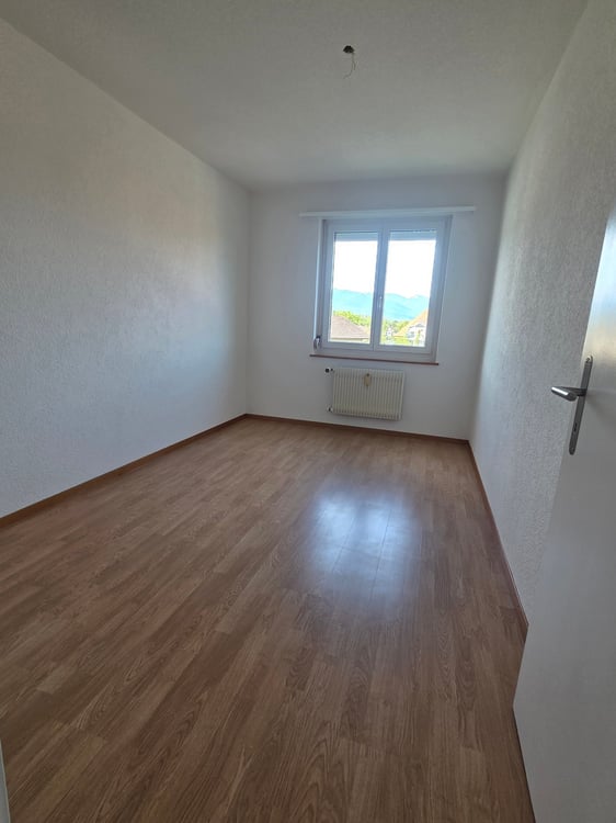 Gemütliche 3-Zimmer-Wohnung mit Balkon in Büren an der Aare – ab sofort verfügbar! 5