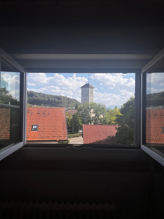 Charmante Dachwohnung 14