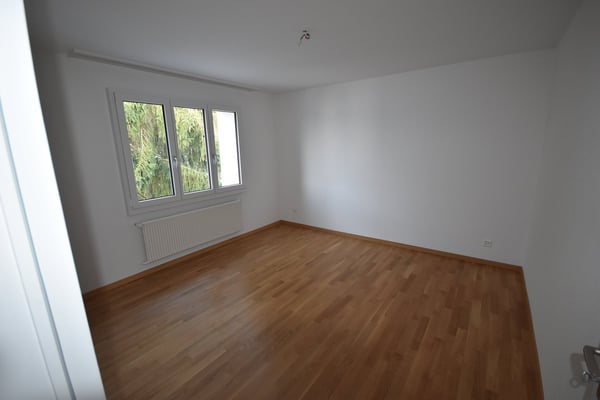 Helle 3-Zimmer-Wohnung mit Balkon in Hindelbank 3