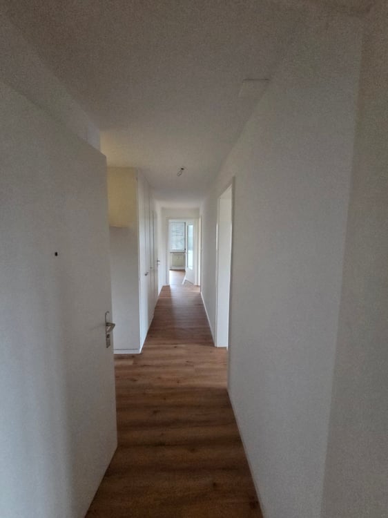 Gemütliche 2.5-Zimmer-Wohnung mit grossem Wohnzimmer – ab sofort verfügbar! 5