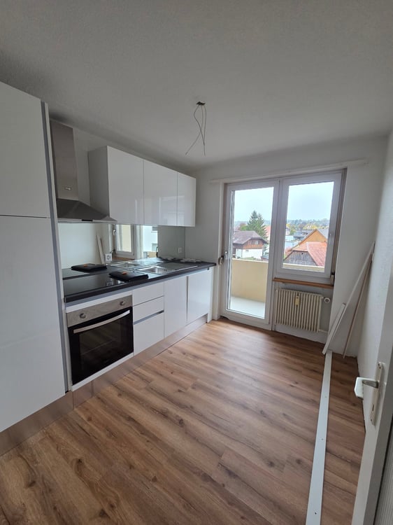 Gemütliche 3,5-Zimmer-Wohnung mit grossem Wohnzimmer – ab sofort verfügbar!