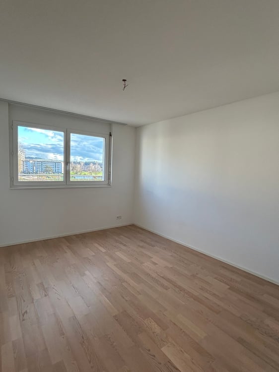 Bel appartement de 4.5 pièces en attique 10