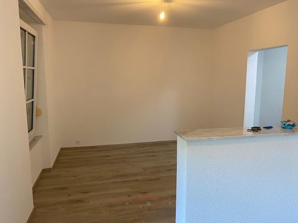 Attraktive Renditeimmobilie: Modernisiertes Mehrfamilienhaus mit 4 Woh 4