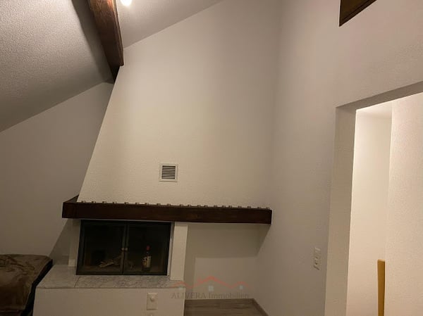 Attraktive Renditeimmobilie: Modernisiertes Mehrfamilienhaus mit 4 Woh 9