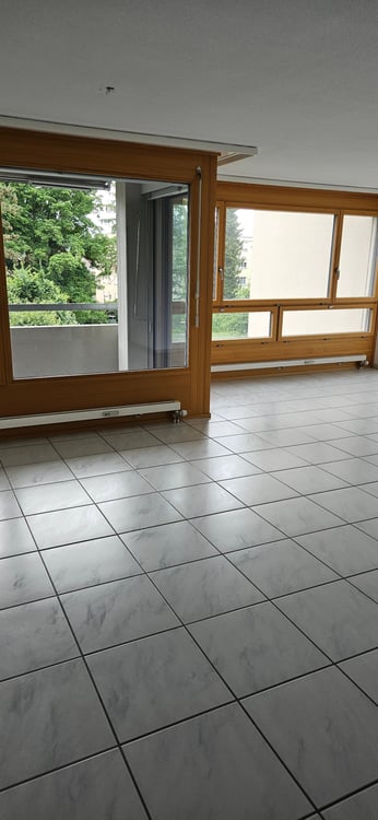 Angenehme Liegenschaft. 5