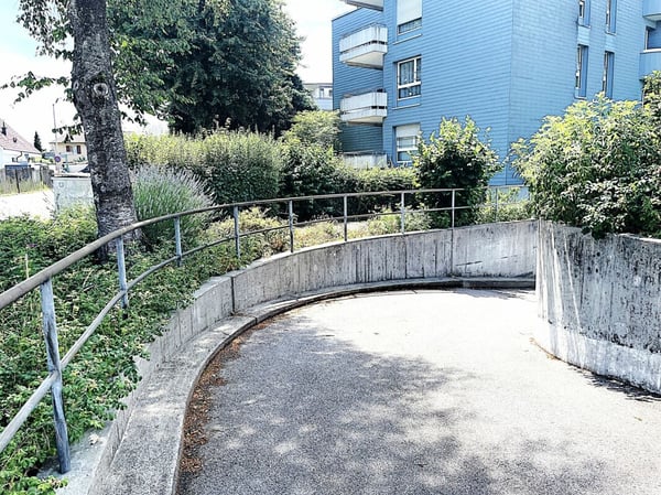 Einstellhallenplatz in Münchenbuchsee 2