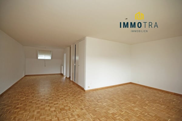 Teilsanierte 1.5-Zimmer-Dachwohnung