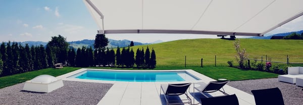 Natur und Lifestyle: 1.5-Zimmer-Luxury-Apartment mit Aussen-Pool und Bergsicht 15