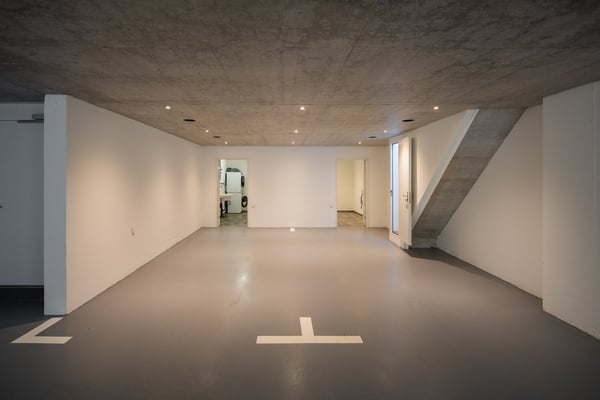 Natur und Lifestyle: 1.5-Zimmer-Luxury-Apartment mit Aussen-Pool und Bergsicht 18