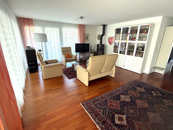 Gelegenheit: 4.5-Zimmer-Wohnung mit Charakter – Ziegeleistrasse 1, Wittenbach 4