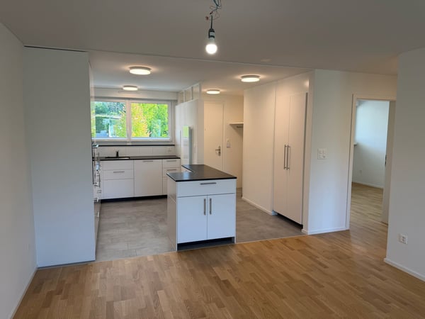 komplett sanierte 3 1/2 Zi. Wohnung im Grünen am Dorfbach 13
