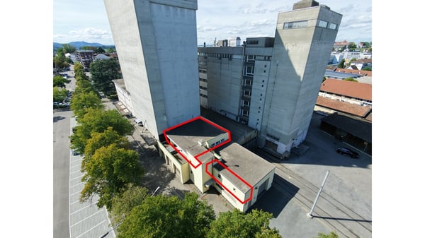 Gewerbefläche am Bahnhof Gossau in Rohbaumiete 1