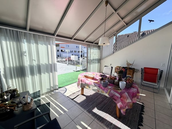 LIBRE DE SUITE Villa de 190 m2 + grand dépôt de 151 m2 5