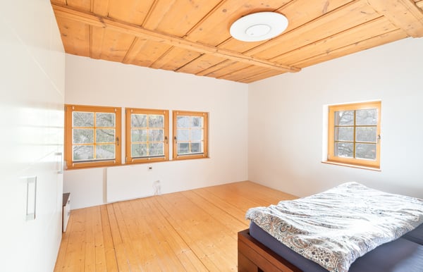 Ferme Fribourgeoise Authentique avec Terrain de 1’602 m² 5