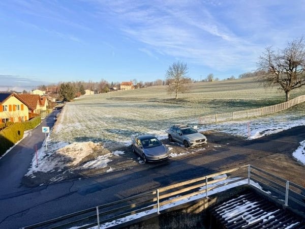 Surface de 120 m2, appartement où commerciale libre de suite 2