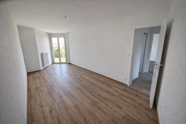 LIBRE DE SUITE - Appartement de 4.5 pces – 118 m² – Vue Moléson – Entièrement rénové 3