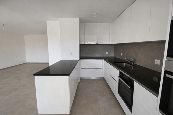 LIBRE DE SUITE - Appartement de 4.5 pces - 118 m² - Vue Moléson - Entièrement rénové - Prêt à vivre 4