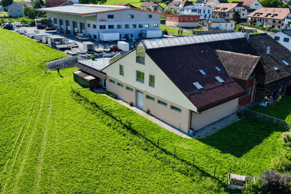 Villa de 165 m2 avec atelier indépendant 154 m² - Torny (FR) 10