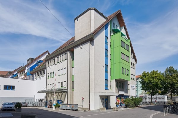 Arbeiten mit Blick auf die Aare 3