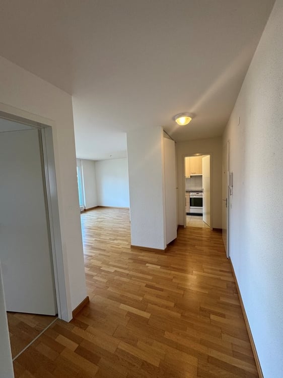 CHARMANTE 1.5-ZIMMERWOHNUNG AN ZENTRALER LAGE 6