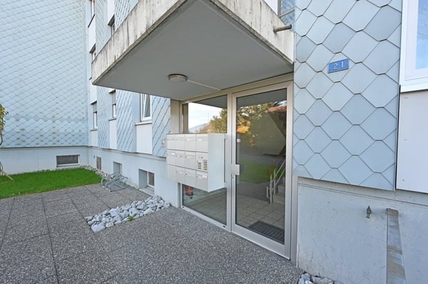 CHARMANTE 1.5-ZIMMERWOHNUNG AN ZENTRALER LAGE 2