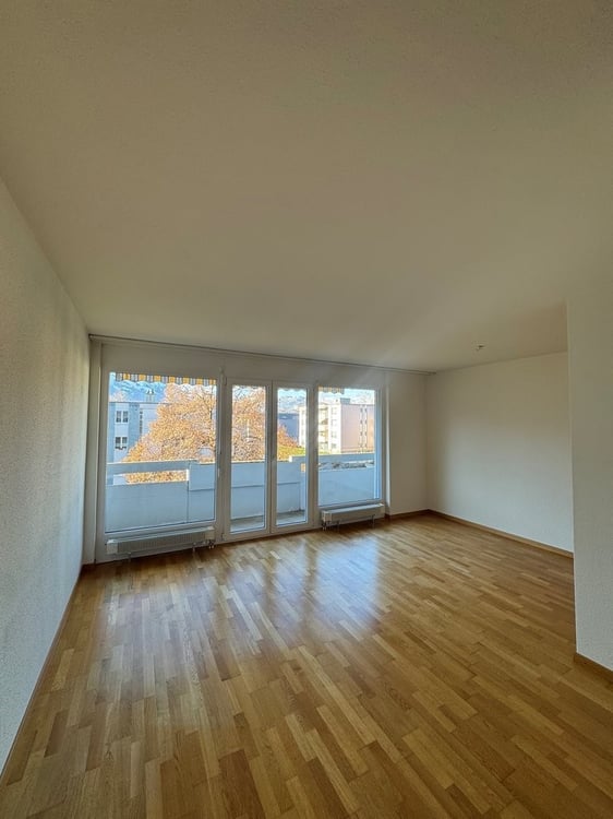 CHARMANTE 1.5-ZIMMERWOHNUNG AN ZENTRALER LAGE 7