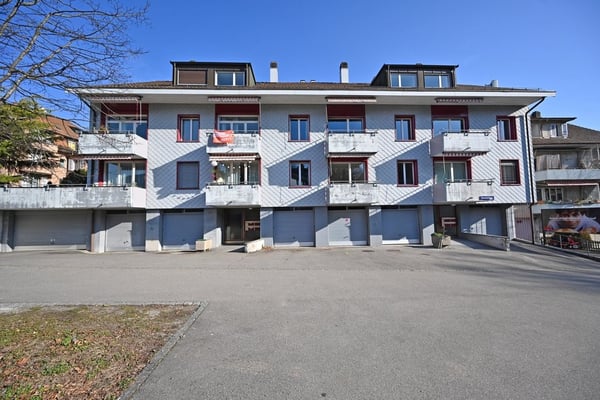 Einzelgarage im Steinhölzli 1