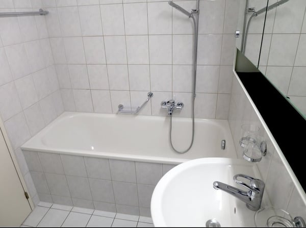 Schöne Dachwohnung im Breitenrainquartier 8